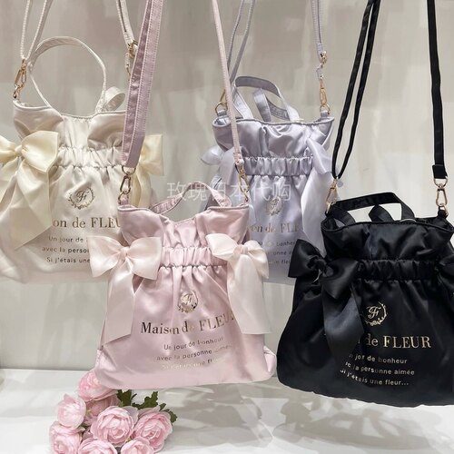 玫瑰日代现货maison de fleur新款浅色蝴蝶结缎面手提斜挎两用包