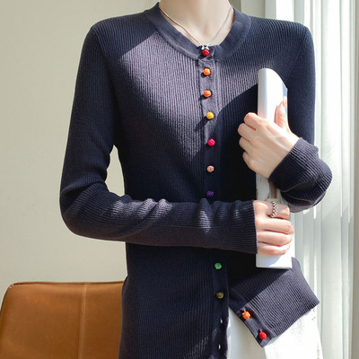 小香风春秋圆领精纺羊毛开衫女长袖薄毛衣修身设计感针织打底衫