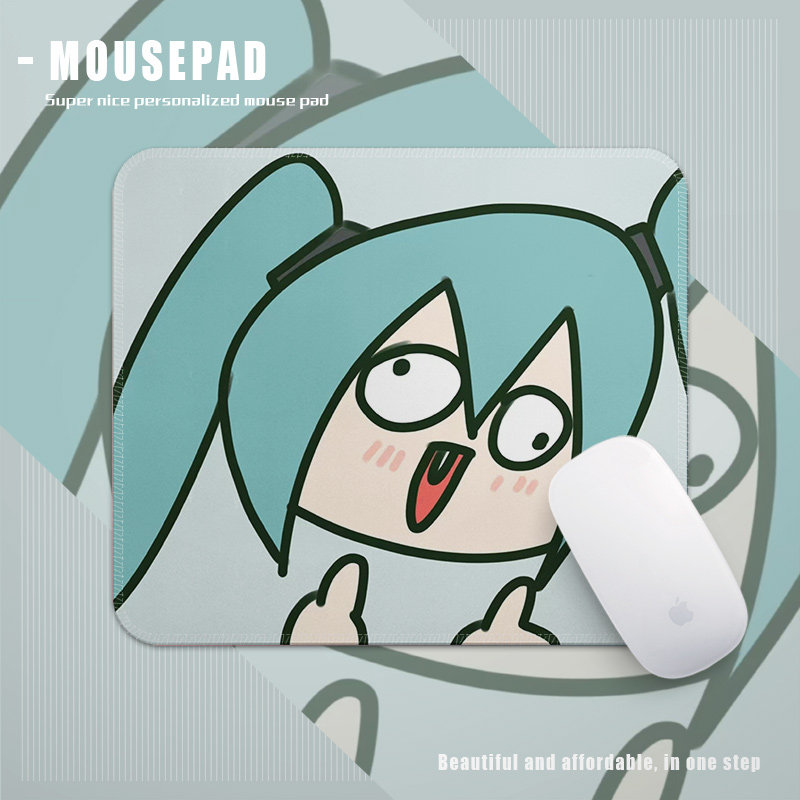 动漫二次元初音未来小号鼠标垫锁边加厚学生宿舍耐脏可水洗桌垫子