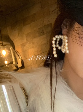 小众设计高级质感蝴蝶结串珠耳饰秋冬搭配耳钉女款