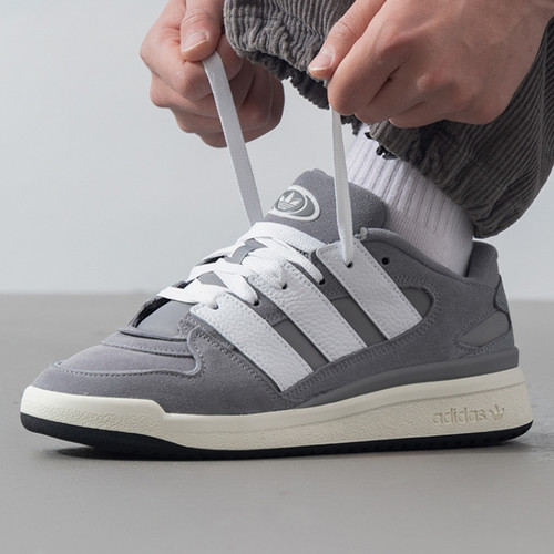 Adidas男鞋女鞋三叶草运动休闲鞋