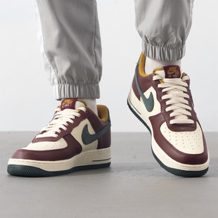 NIKE耐克男子AF1空军一号低帮运动训练健身休闲板鞋HQ3612