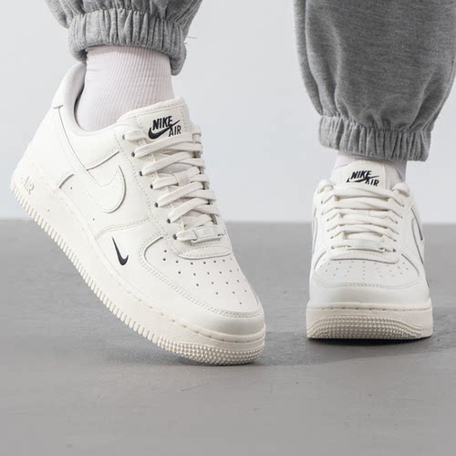 Nike女鞋休闲简约百搭耐磨板鞋