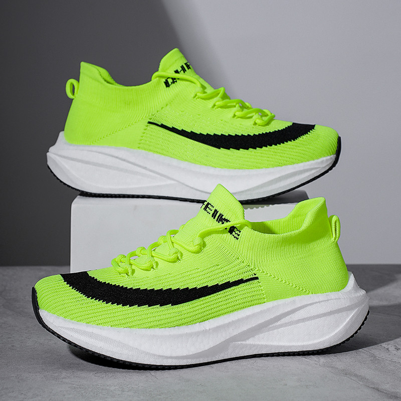 飞织情侣款减震轻便运动休闲弹力