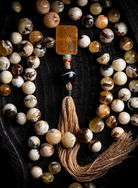 卡杰格朵.妖孽纹理的蜜蜡手串