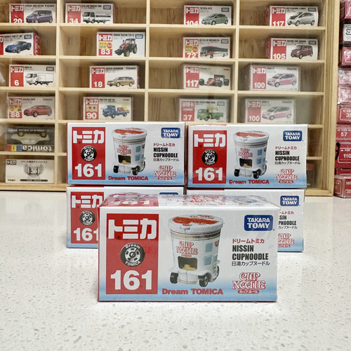 绝版多美卡模型日清方便面