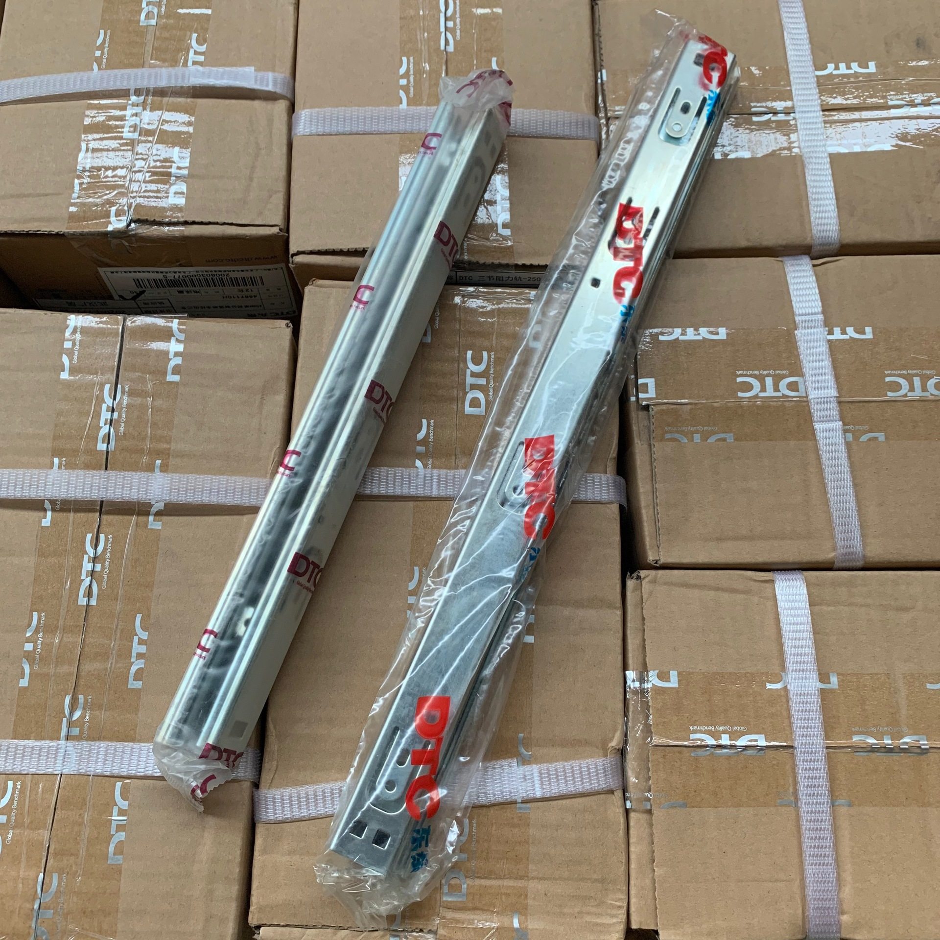 dtc东泰 二节抽屉滑轨导轨两节带托侧装滑轨 27mm宽度镀锌