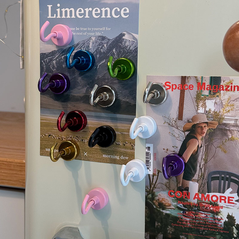 强磁挂钩免打孔吸铁石厨房收纳