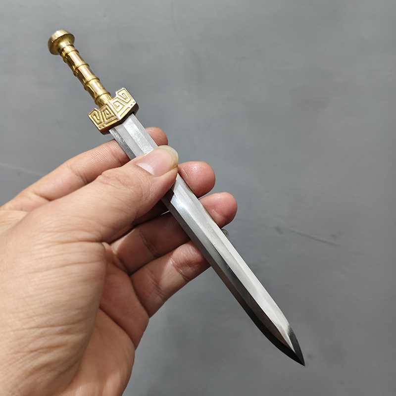 可拆卸迷你小兵器1比5微缩八面秦剑青釭剑锻打不锈钢微兵器未开刃