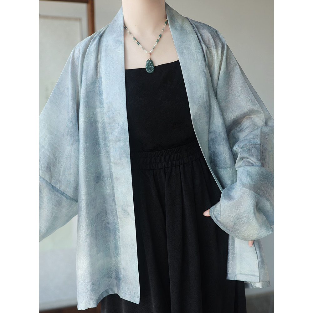 原创宋制天丝晕染飞机袖汉服女