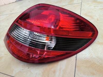 适用奔驰SLK尾灯SLK200 SLK280 SLK300 SLK350奔驰171 172后尾灯