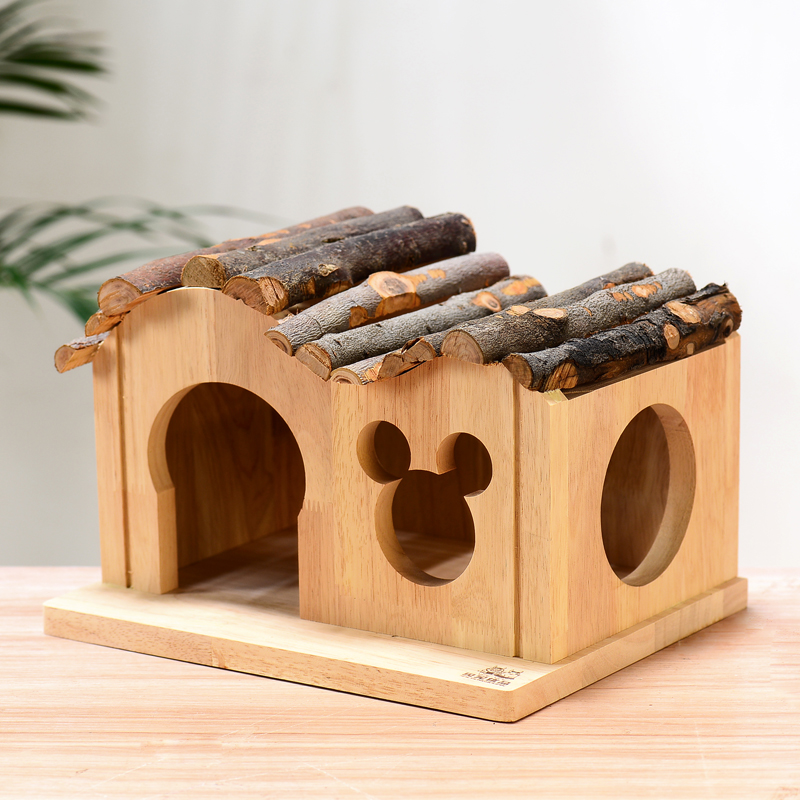 龙猫龙猫松鼠小木屋木质屋