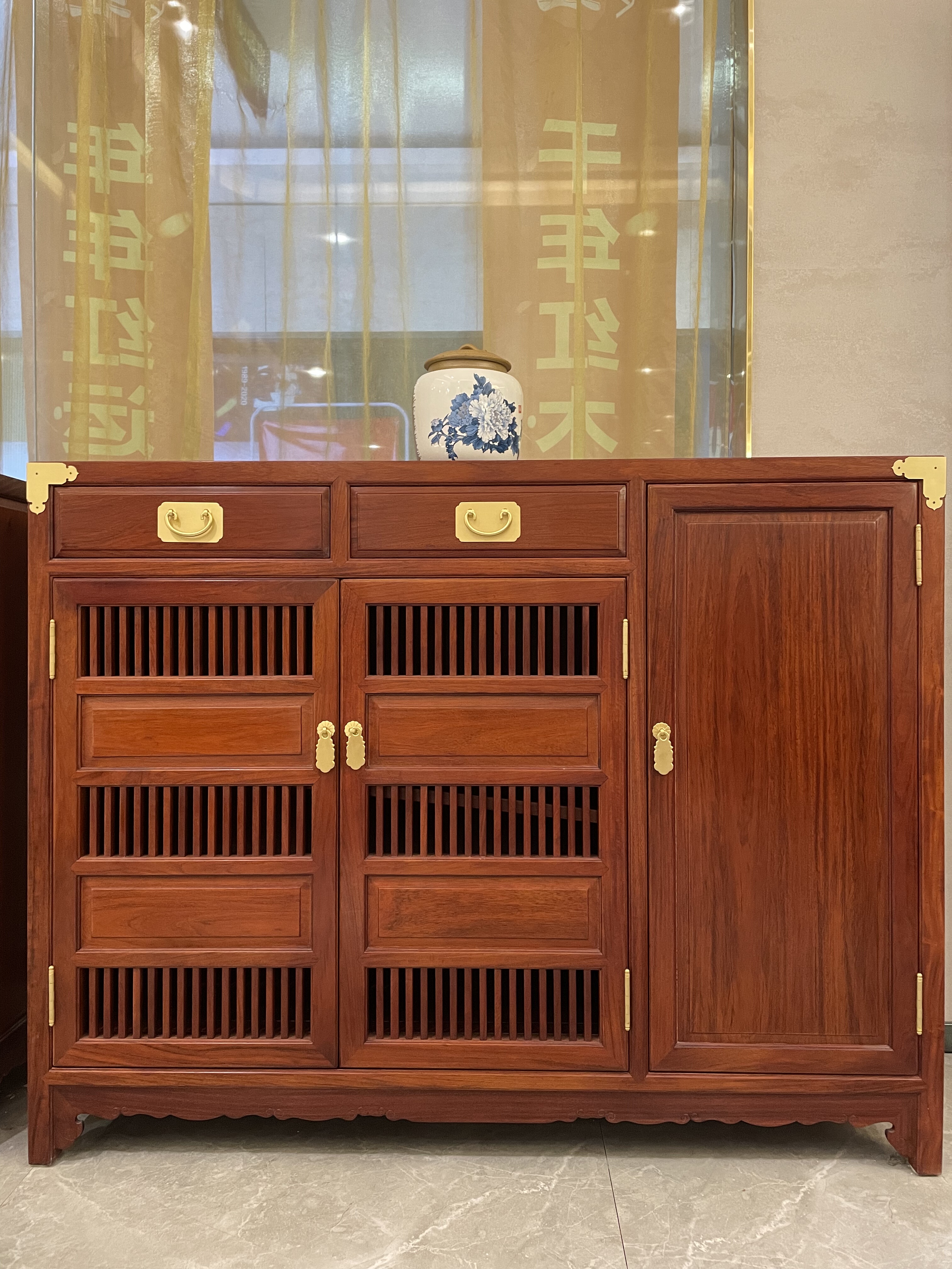 缅甸花梨红木餐边柜 大果紫檀收纳柜 五斗柜 实木鞋柜 空间大