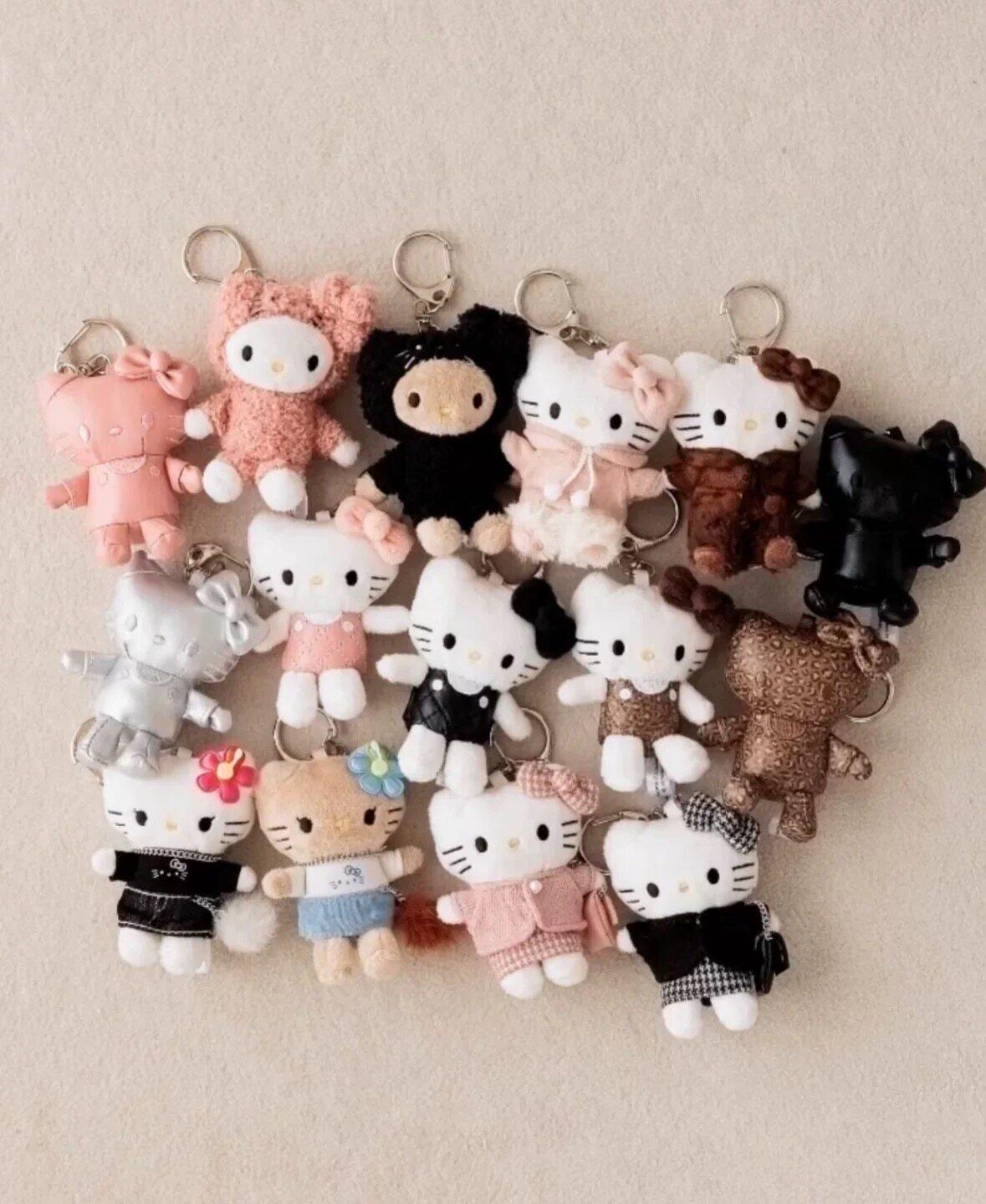 现货日本三丽鸥正品me%联名hellokitty毛绒挂件钥匙链小礼物