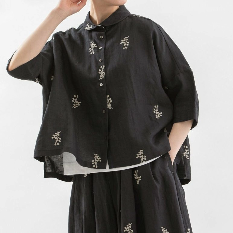 张晓沫日系25夏新品nop刺绣花娃娃领棉麻衬衫上衣女