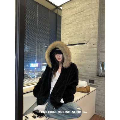 绒绒小暖炉时髦双染毛毛外套