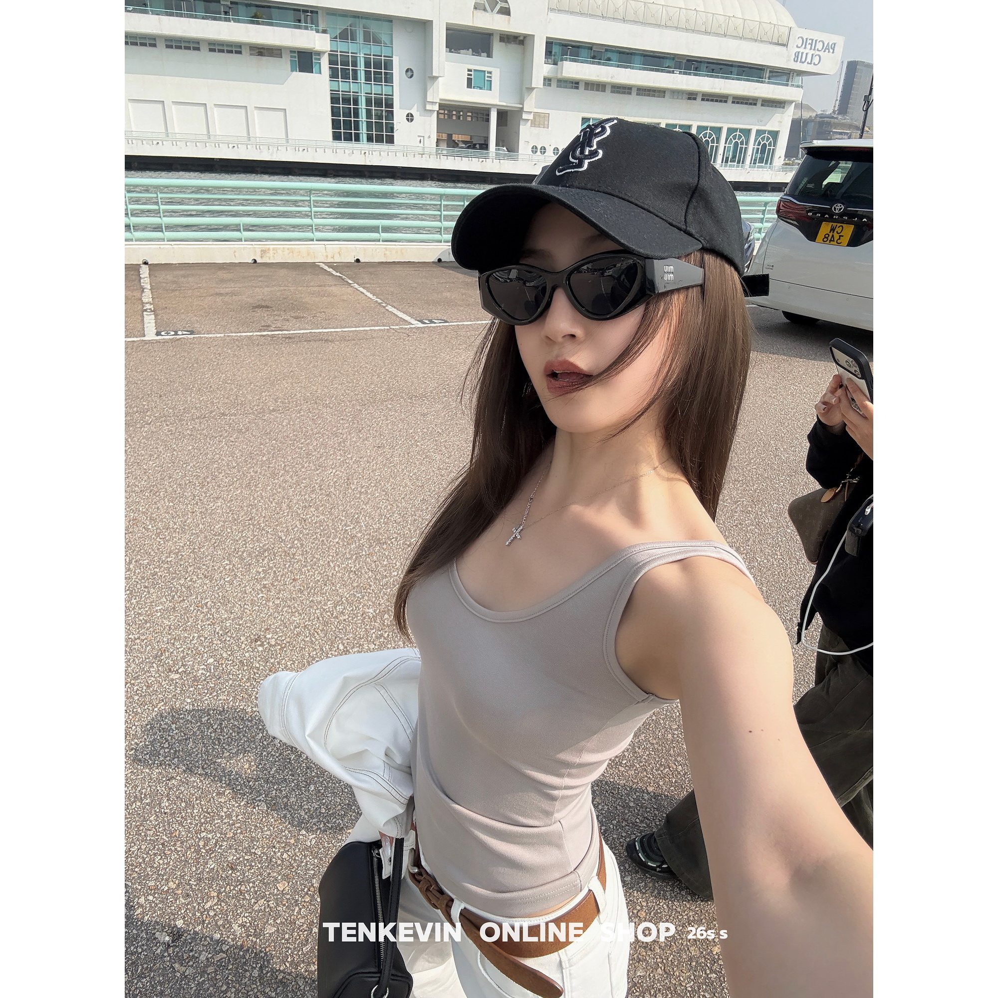 十一石 日常随心搭 方领工字吊带背心女小个子弹力修身短款上衣II