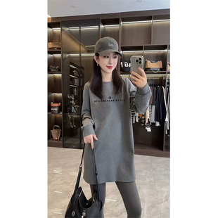 女秋冬新款 长袖 简约宽松设计感胖mm外套 圆领打底衫 德绒保暖中长款