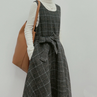 2025秋冬新宽松文艺气质小个子通勤显瘦中长款 背心裙女毛呢连衣裙