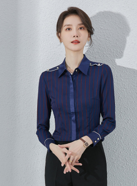 诗璐雅高级感蓝色衬衣女通勤上衣春秋缎面拼接竖条纹翻领职业衬衫