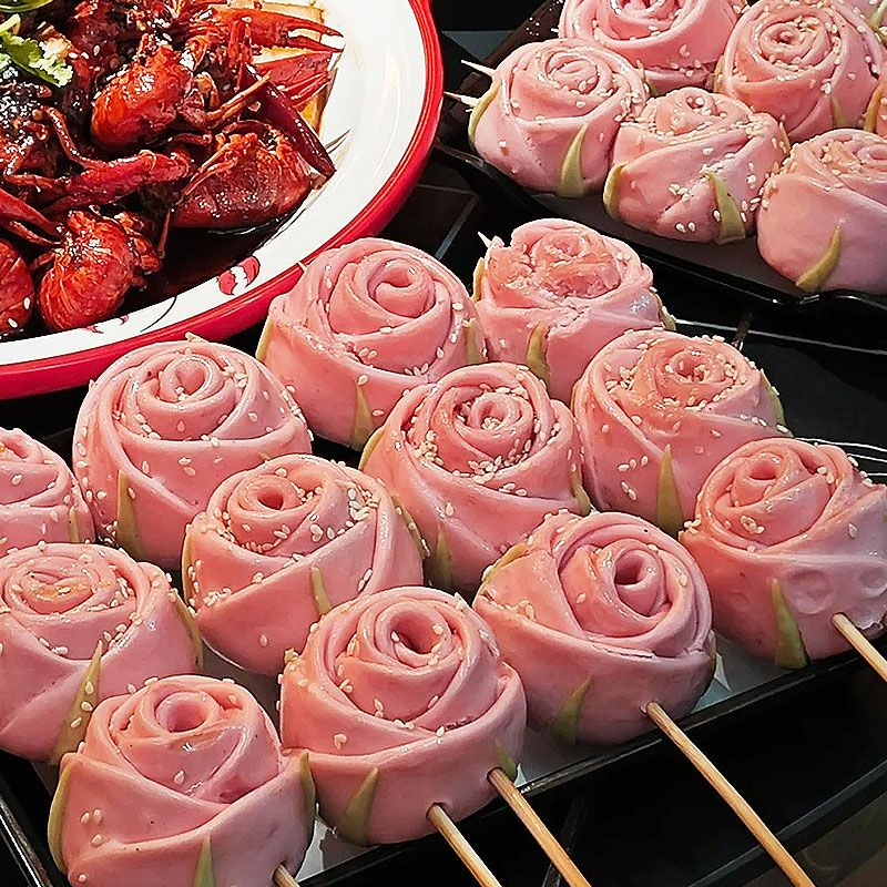 网红粉色玫瑰花馒头炖贴饼馒头