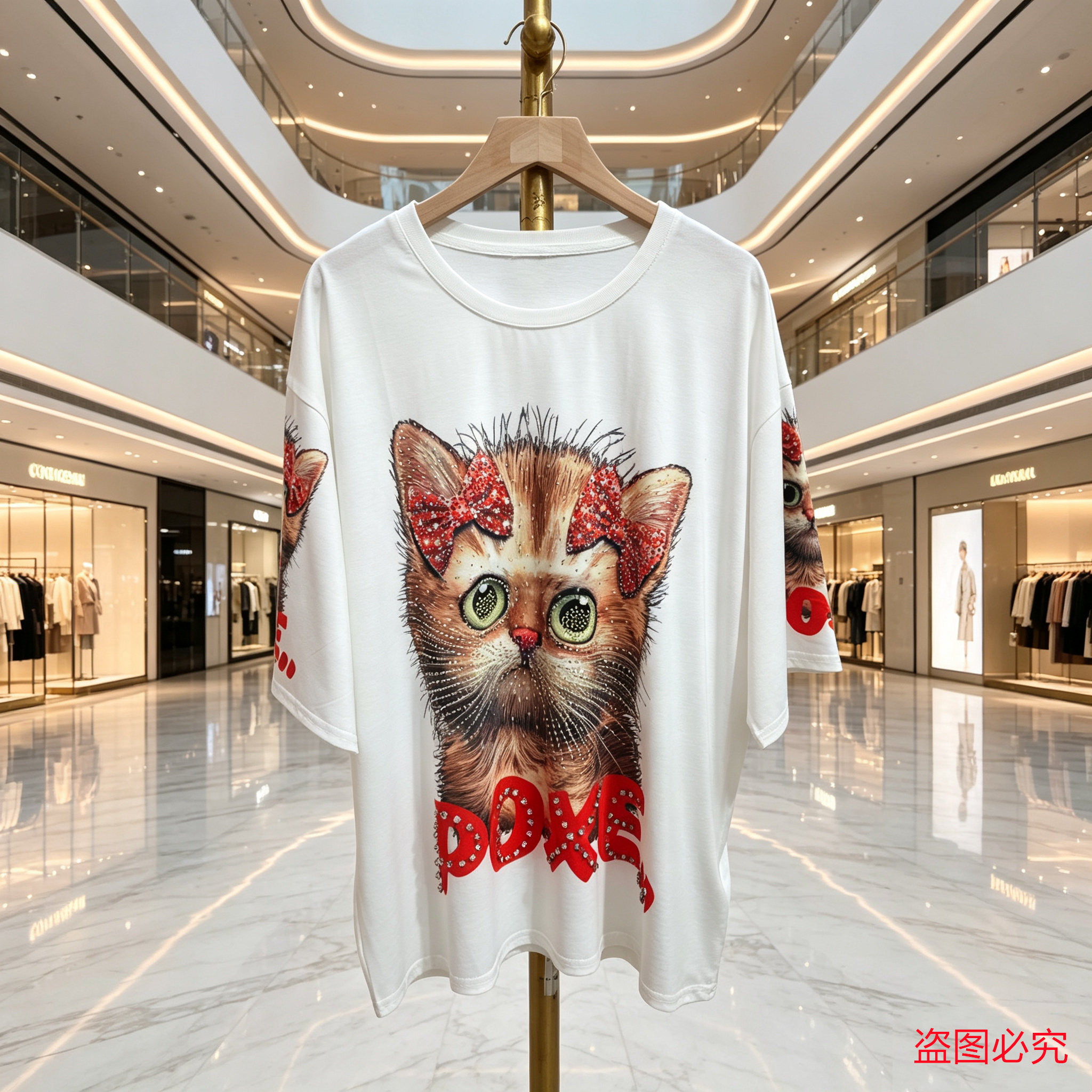 重工钉钻猫咪印花宽松显瘦T恤