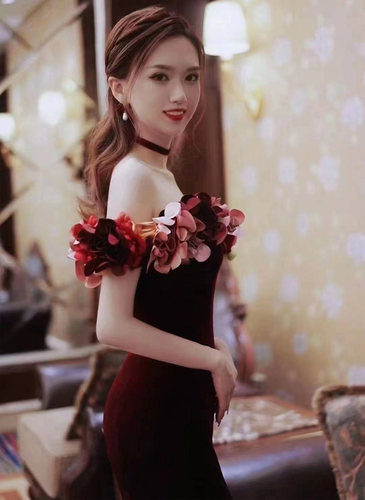 敬酒服新娘新款冬季订婚礼服高级感丝绒鱼尾裙高定轻奢晚礼服