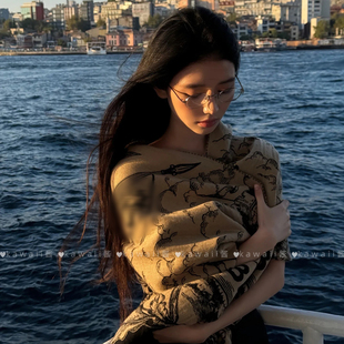 方圆同款双面仿羊绒披肩秋冬季新款保暖围巾云南川西旅游拍照围脖