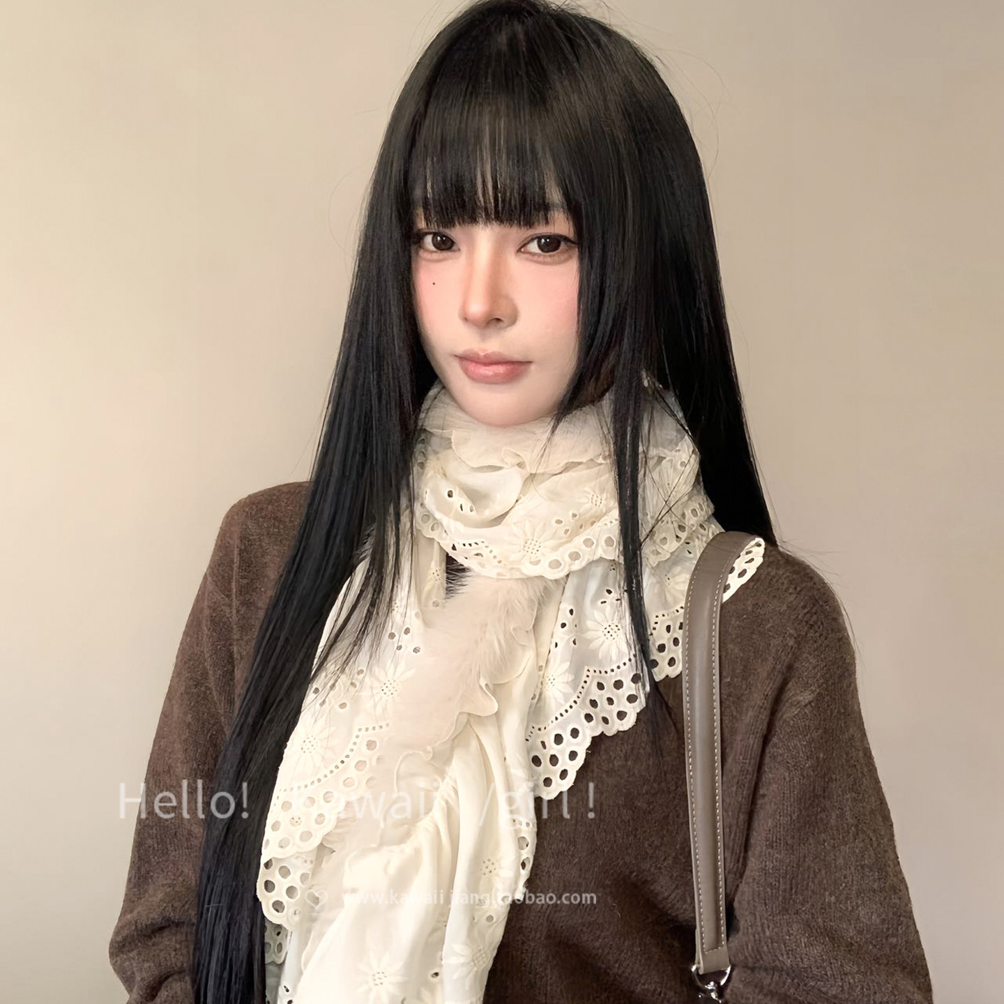 白色软糯毛绒螺旋花边围巾日系氛围感绝美外搭高级感保暖百搭配饰