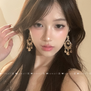 矜贵感轻奢香槟色锆石耳环复古宫廷风水滴流苏耳钉宴会晚礼服耳饰