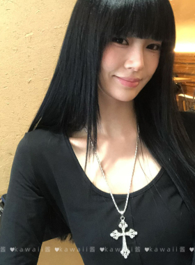 Y2K甜酷辣妹十字架吊坠项链