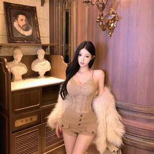 2026冬季纯欲打底蕾丝吊带+百搭设计感加绒加厚丰胯短裤套装女潮