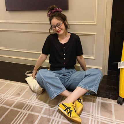 徐蹦蹦 气质减龄 日系夏季彩色纽扣短袖针织衫开衫女薄款显瘦上衣