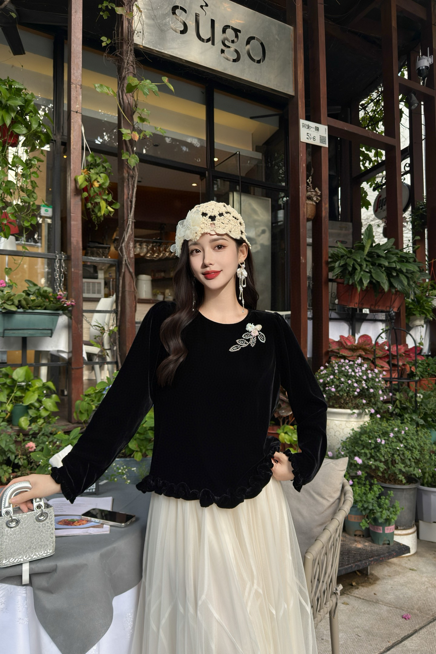 真丝丝绒胸口重工钉珠立体玫瑰花桑蚕丝新中式国风圆领长袖上衣女