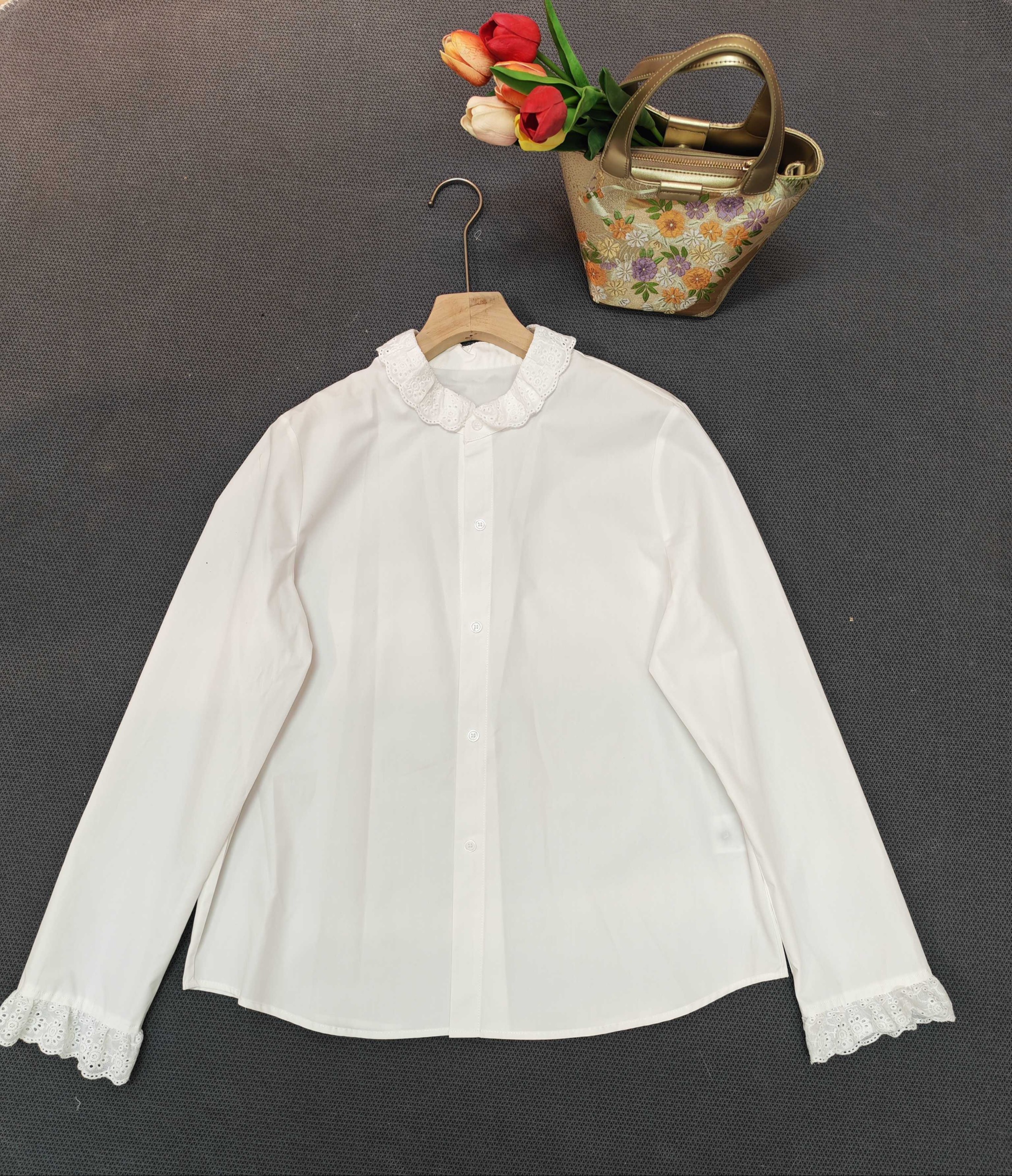法式百搭花边领衬衫高端精致小衫设计感小众白色长袖显瘦气质上衣