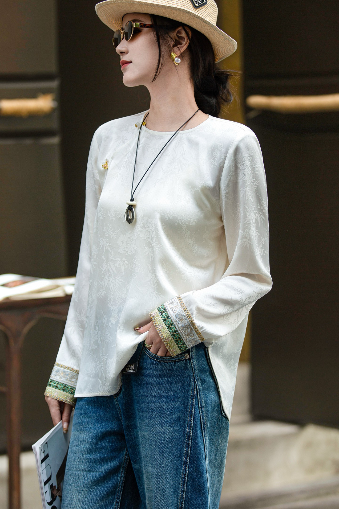 人丝提花中式上衣新中式国风上衣缎面提花长袖衬衣刺绣内搭衬衫女