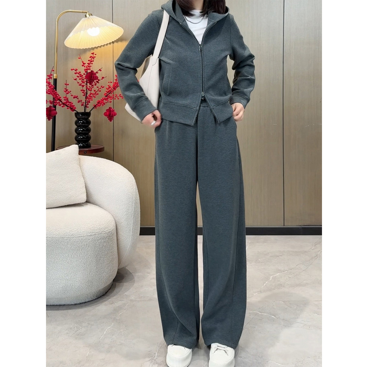 时髦有范！厚实保暖 羊毛混纺双拉链连帽卫衣+阔腿裤时尚休闲套装,女装/女士精品,时尚套装,淘宝优惠券,粉丝福利购,淘宝优惠卷