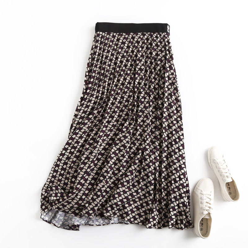 Spain Dan ! 2021 Spring and summer Geometry Diamond have more cash than can be accounted for Overknee Bouffancy skirt leisure time Body skirtin the Women's clothing/Boutique , Skirts  category - from Buy2taobao.com to provide professional Taobao agent buy service