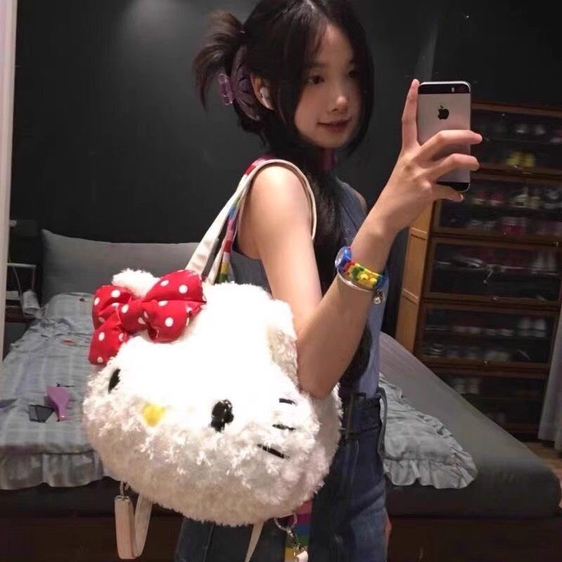 HelloKitty毛绒包包女秋冬日系大号托特包可爱kitty猫学生双肩包