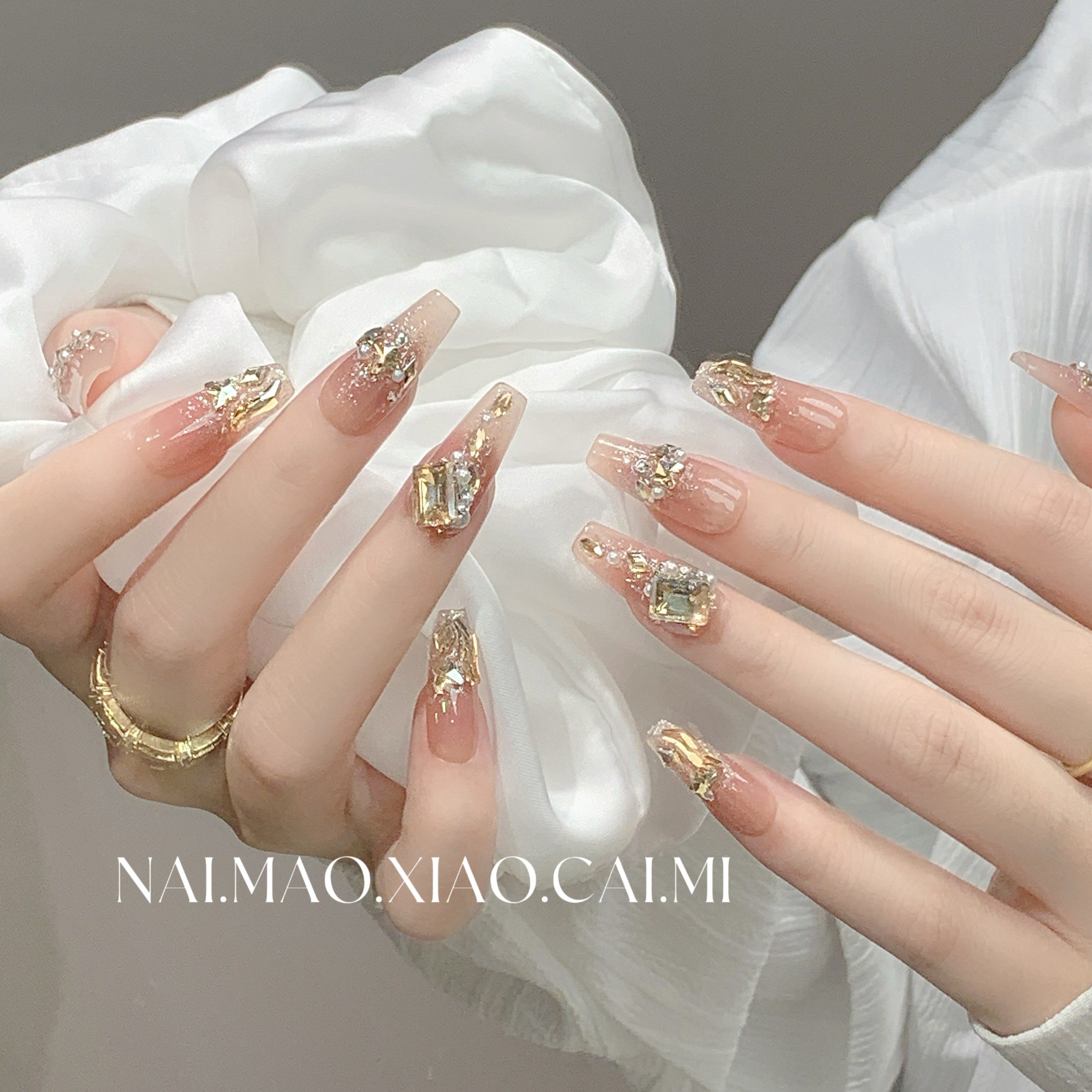 纯手工定制穿戴甲奢华满钻美甲穿戴甲新娘腮红高端假指甲贴片甲片,彩妆/香水/美妆工具,穿戴甲/甲片,淘宝优惠券,粉丝福利购,淘宝优惠卷