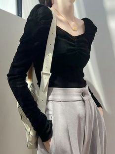 上衣女 欧洲站欧货进口植绒低领露锁骨修身 款 弹力长袖 打底衫