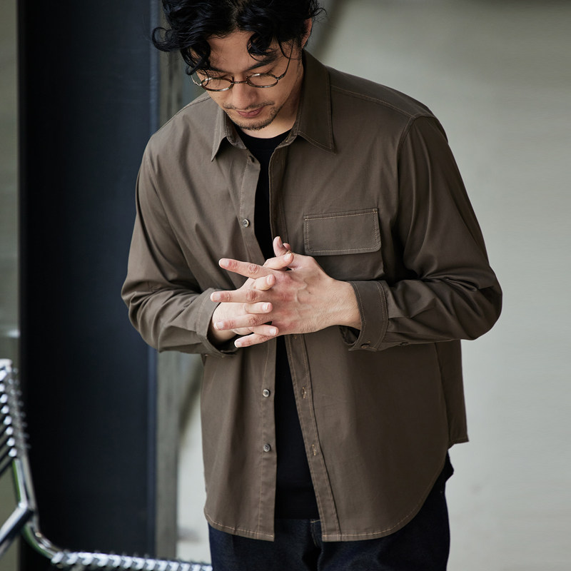 收留原创男士春秋棕色长袖衬衫口袋通勤百搭宽松立裁品质休闲抗皱