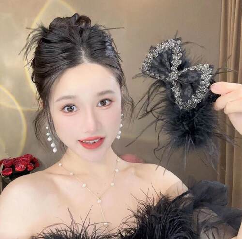 羽毛后脑勺盘发鲨鱼夹头饰