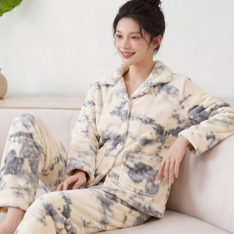 睡衣女秋冬季加厚套装家居服保暖长袖春秋新款珊瑚绒法兰绒可外穿