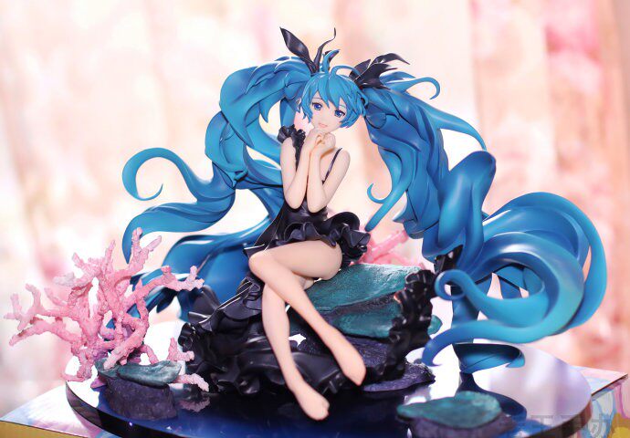 初音未来深海少女miku手办gsc