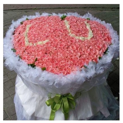 武城县郝王庄镇杨庄镇甲-镇李家户乡鲜花店母亲节速递玫瑰花束