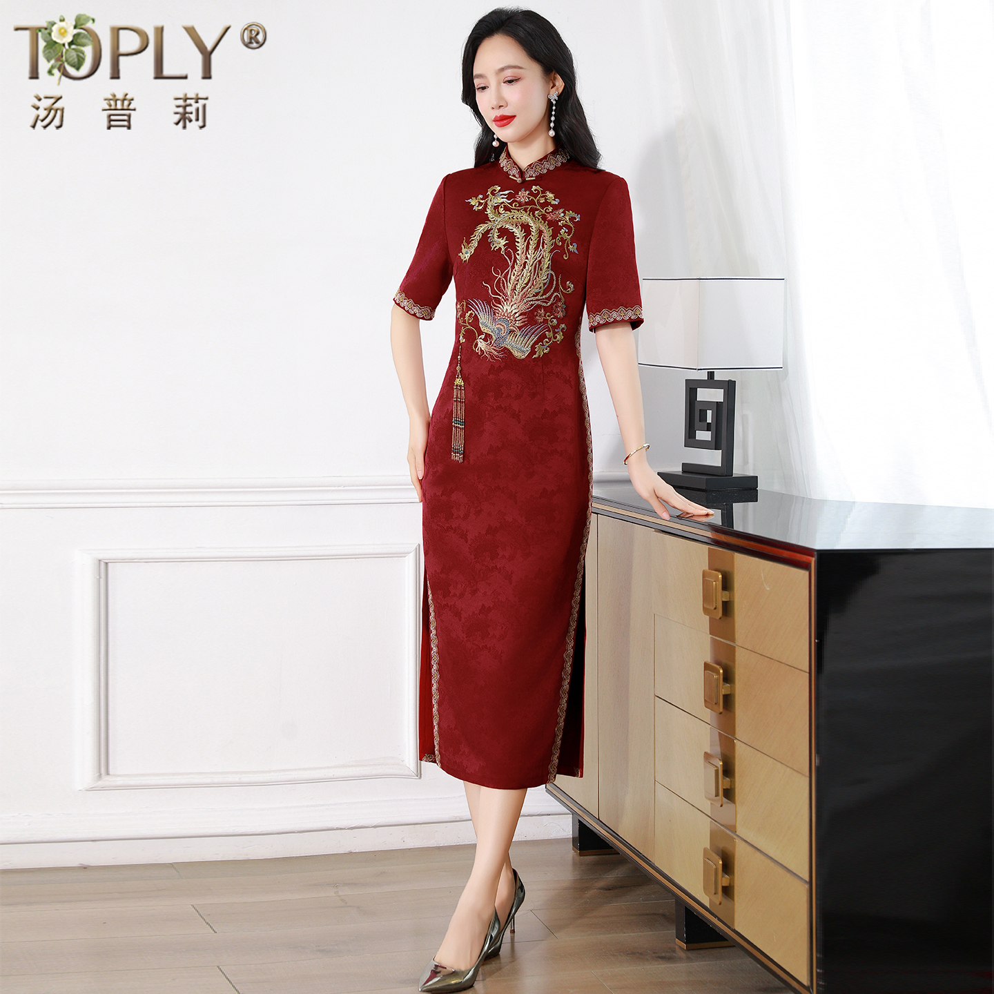 新中式高端旗袍礼服女喜婆婆婚宴