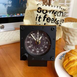 桌面时钟音箱造型座钟家用客厅创意台钟设计师高级感艺术木钟摆件