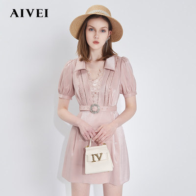 AIVEI欣贺艾薇夏季新品蕾丝拼接V领收腰泡泡袖连衣裙N0360099