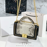 Небольшая сумка, цепь, барсетка, сумка на одно плечо, Гонконг, изысканный стиль, из натуральной кожи, в стиле Шанель